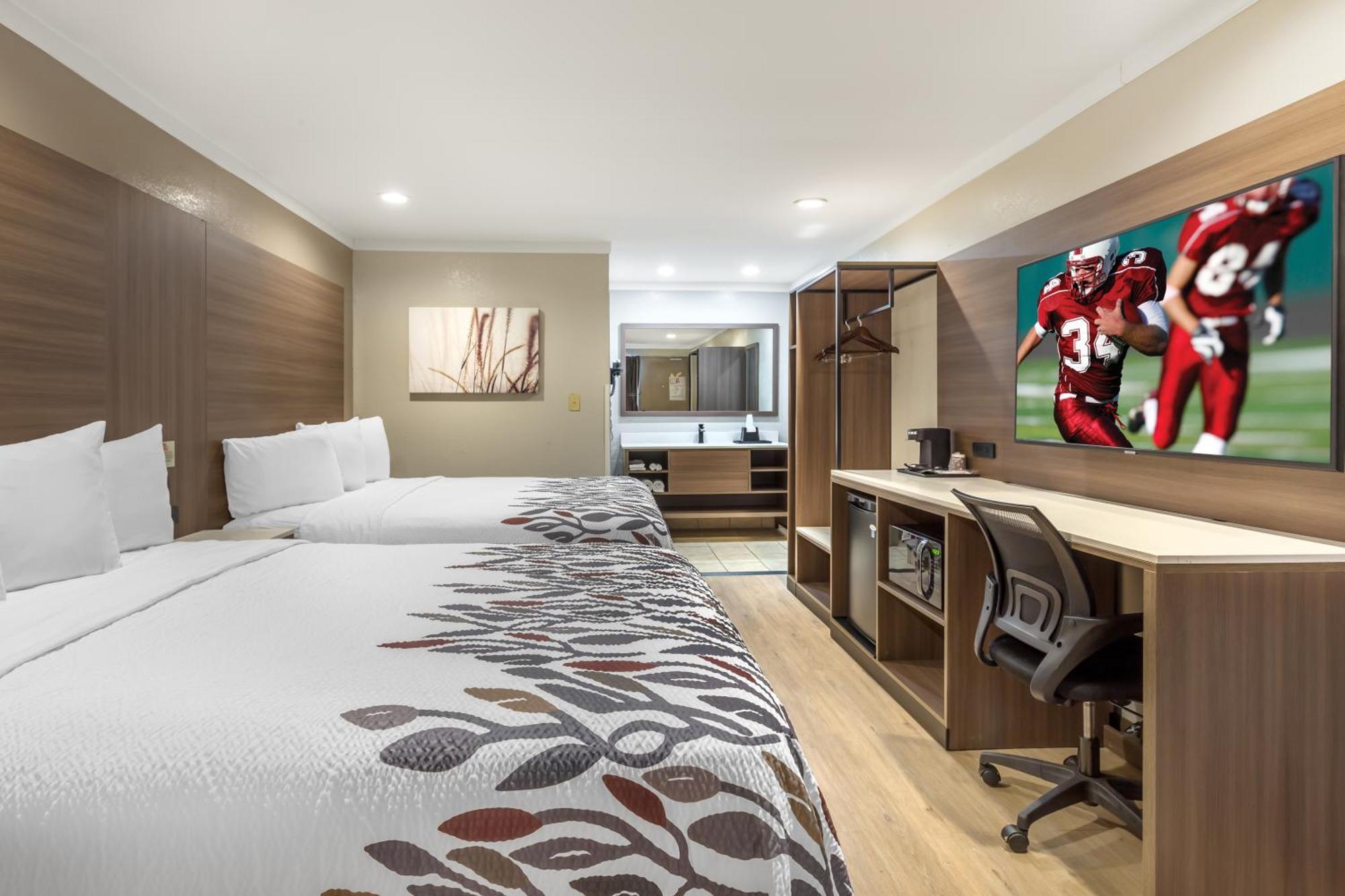 Red Roof Inn Raleigh Northeast - Downtown Εξωτερικό φωτογραφία
